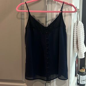 NWT Lace detail button tank top